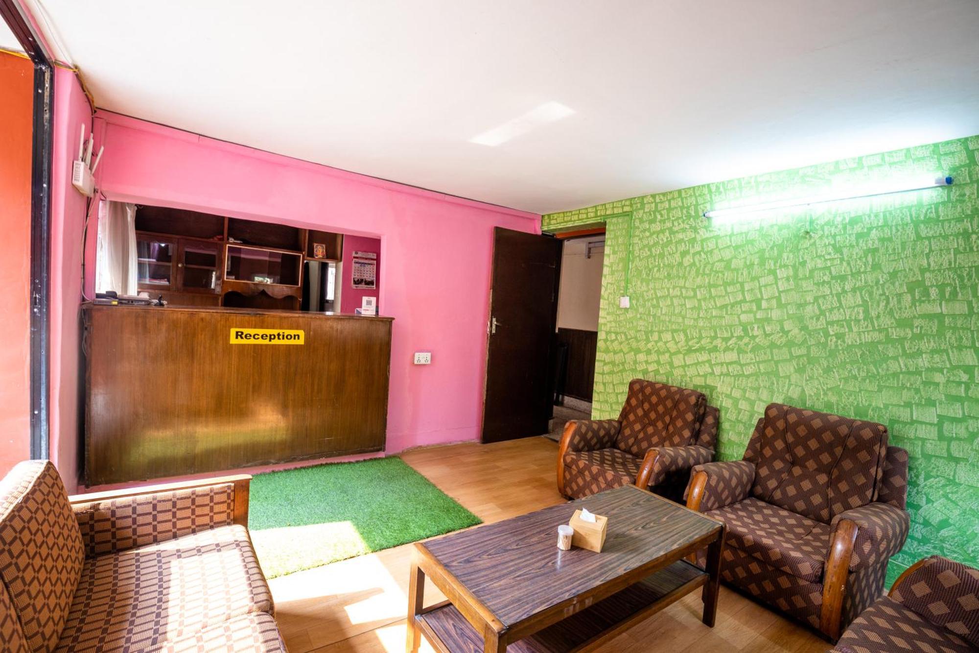 Hotel Harmony & Little Bites Bistro Jawlakhel Esterno foto